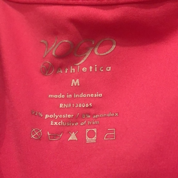 Vogo Athletica - Medium - Hot Pink Sleeveless Shirt - Picture 3 of 5